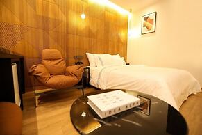 Mari Hotel Chungju