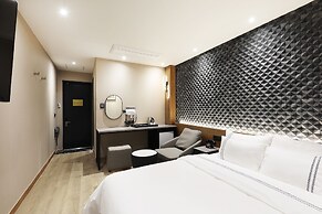 Mari Hotel Chungju
