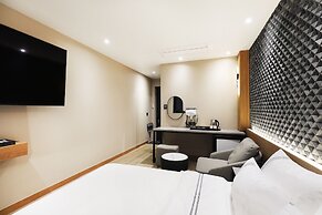 Mari Hotel Chungju