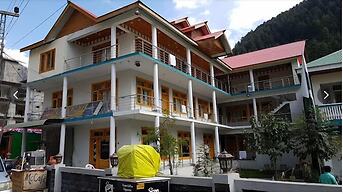 New Park Hotel & Restaurant