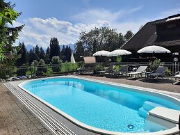 Sweet Cherry Boutique & Guesthouse Tyrol