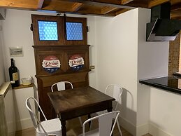 Ginori B in Firenze With 3 Bedrooms and 2 Bathrooms