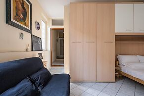 Studio Calari With Terrace by Wonderful Italy