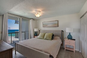 Pelican Beach 1518 2 Bedroom Condo by Pelican Beach Management