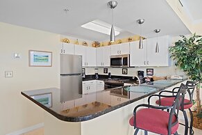 Pelican Beach 1611 1 Bedroom Condo by Pelican Beach Management