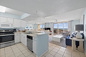 Pelican Beach 0103 1 Bedroom Condo by Pelican Beach Management