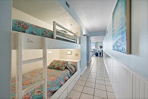 Pelican Beach 0103 1 Bedroom Condo by Pelican Beach Management