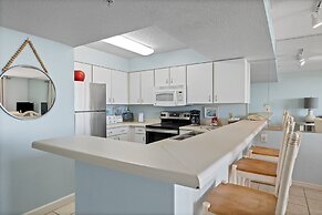 Pelican Beach 0103 1 Bedroom Condo by Pelican Beach Management