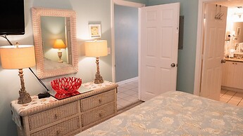 Pelican Beach 1510 1 Bedroom Condo by Pelican Beach Management