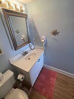 Pelican Beach 0615 2 Bedroom Condo by Pelican Beach Management