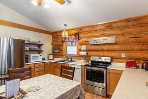 Gorgeous Lake Front Real Log Home ATV