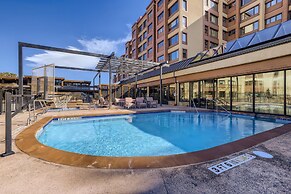 Ski Slope Steps From Unit, Quick Walk to Main St