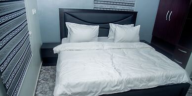 Platinum Apartelle