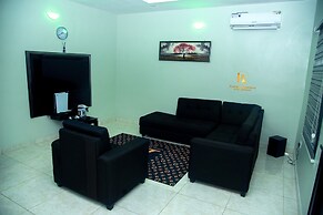 Platinum Apartelle