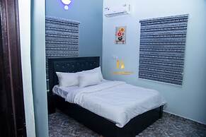 Platinum Apartelle