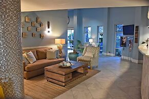 Pelican Beach 1711 1 Bedroom Condo by Pelican Beach Management