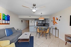 Pelican Beach 1702 1 Bedroom Condo by Pelican Beach Management
