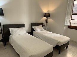 Porta Rossa Apartment