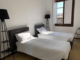 Porta Rossa Apartment