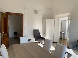 Porta Rossa Apartment