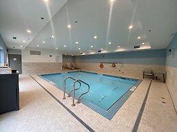 Holiday Inn Express and Suites Courtenay Comox by IHG