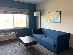 Holiday Inn Express and Suites Courtenay Comox by IHG