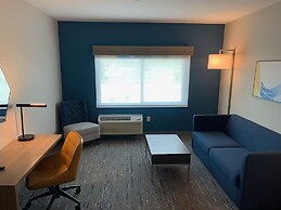Holiday Inn Express and Suites Courtenay Comox by IHG