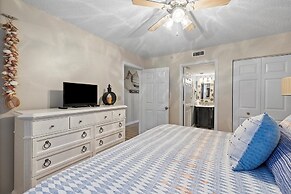 Pelican Beach 1506 1 Bedroom Condo by Pelican Beach Management