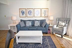 Pelican Beach 1506 1 Bedroom Condo by Pelican Beach Management