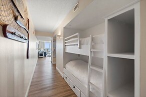 Pelican Beach 1506 1 Bedroom Condo by Pelican Beach Management