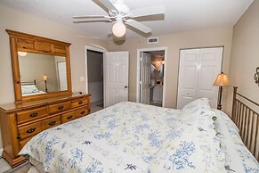 Pelican Beach 1504 1 Bedroom Condo by Pelican Beach Management