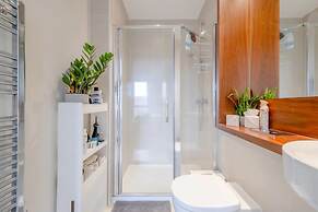 Modern 2 Bedroom Flat in Elephant and Castle