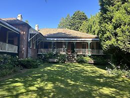 Rowan Brae Historic Guest House