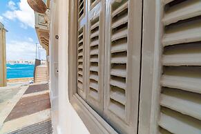 Central Valletta Townhouse