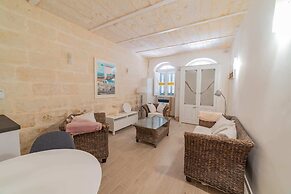 Central Valletta Townhouse