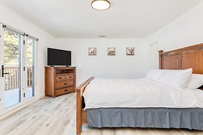 Honeypot by Avantstay Indoor Pool & Hot Tub