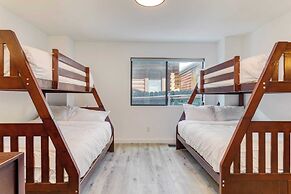 Honeypot by Avantstay Indoor Pool & Hot Tub