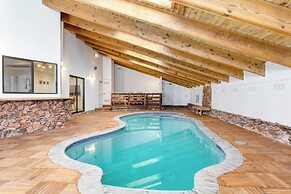 Honeypot by Avantstay Indoor Pool & Hot Tub