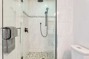 Honeypot by Avantstay Indoor Pool & Hot Tub