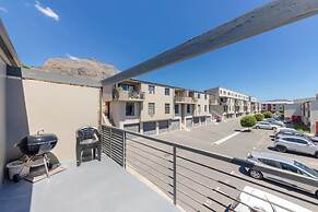 Delightful 2 Bedroom Townhouse in Woodstock