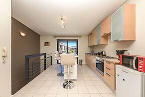 Delightful 2 Bedroom Townhouse in Woodstock