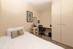 Delightful 2 Bedroom Townhouse in Woodstock