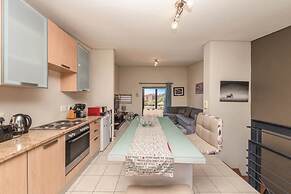 Delightful 2 Bedroom Townhouse in Woodstock