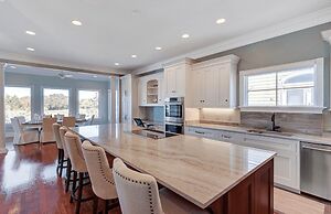 20 Morgan Place Drive by Avantstay Waterfront Home w/ Private Dock