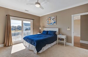 20 Morgan Place Drive by Avantstay Waterfront Home w/ Private Dock