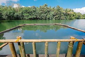 Almost Heaven Lake Resort by Cocotel