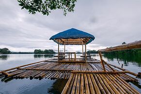 Almost Heaven Lake Resort by Cocotel