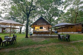 Almost Heaven Lake Resort by Cocotel