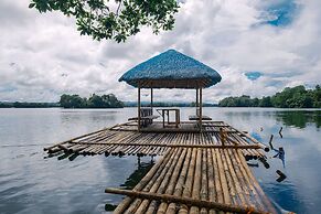 Almost Heaven Lake Resort by Cocotel