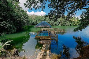 Almost Heaven Lake Resort by Cocotel